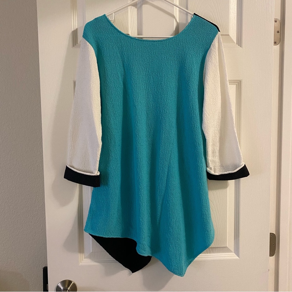 Reversible women’s top